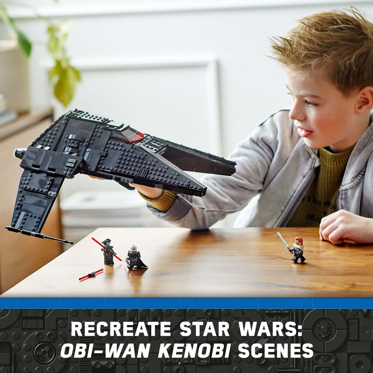 Buildable Toy Starship with Blue and Double-Bladed Red Lightsabers Y195