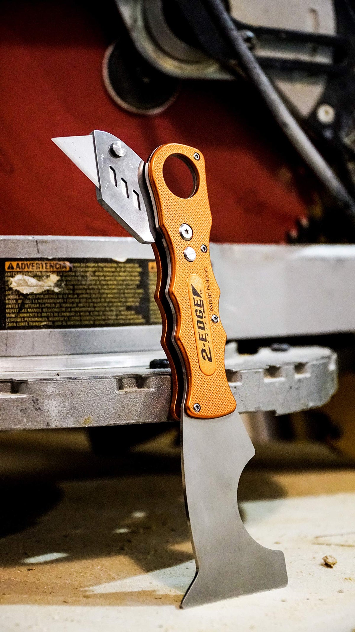 Foldable Utility Putty Knife with Aluminum Handle and Safety Lock Z46117